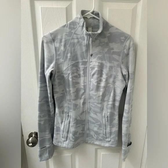 Lululemon Define Jacket - Picture 1 of 11